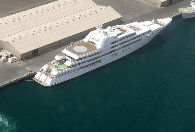 Beispiel für eine Mega-Yacht 